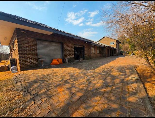 FARM FOR SALE IN HENLEY-ON-KLIP